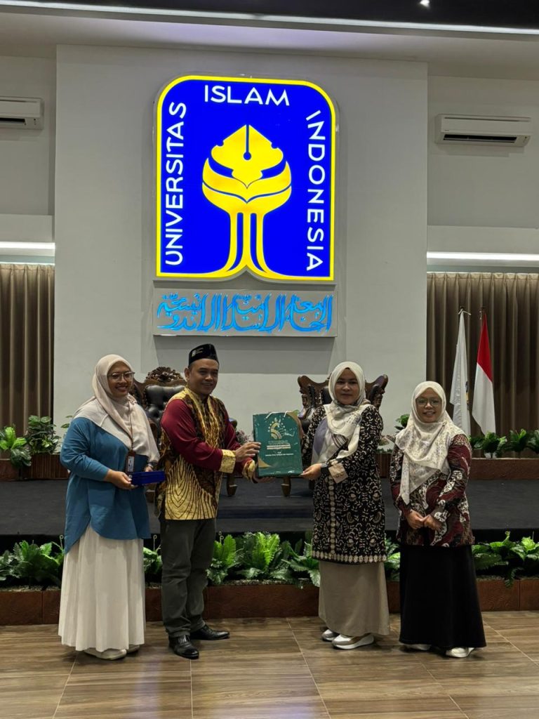 PAI UIN SIBER Syekh Nurjati Cirebon dan PAI UII Yogyakarta Teken Kerjasama Tri Dharma Perguruan Tinggi