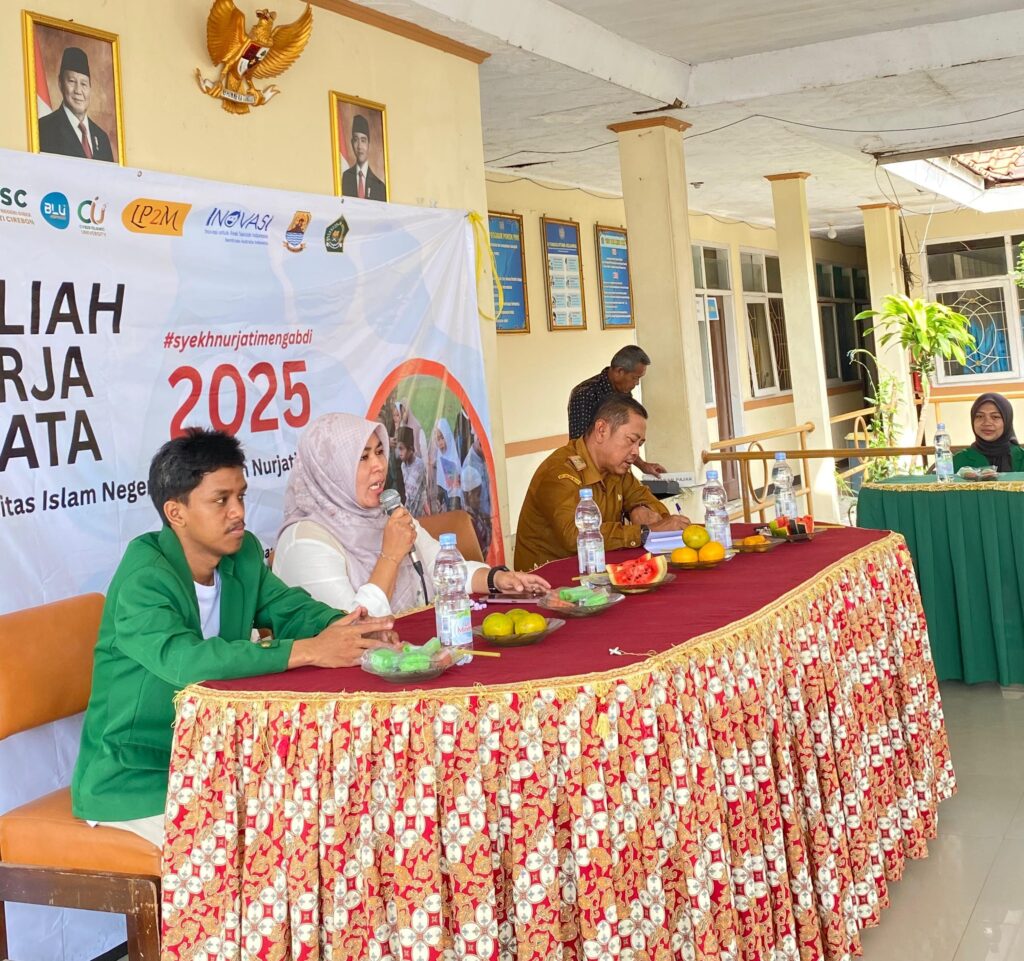 UIN Siber Syekh Nurjati Cirebon Lepas Peserta KKN Konvensional Perkuat Literasi Baca di Desa Pamengkang