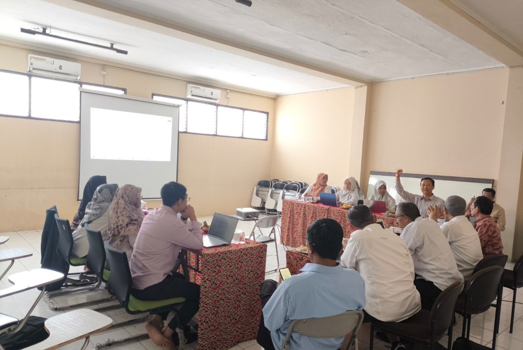 Komitmen Peningkatan Mutu Prodi PAI UIN Siber Syekh Nurjati Cirebon Gelar Rapat Evaluasi Mendalam Semester Ganjil TA 2024/2025