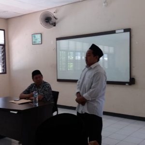 Mahasiswa Baru Jurusan PAI Mengikuti Kajian Ta'lim Muta'alim