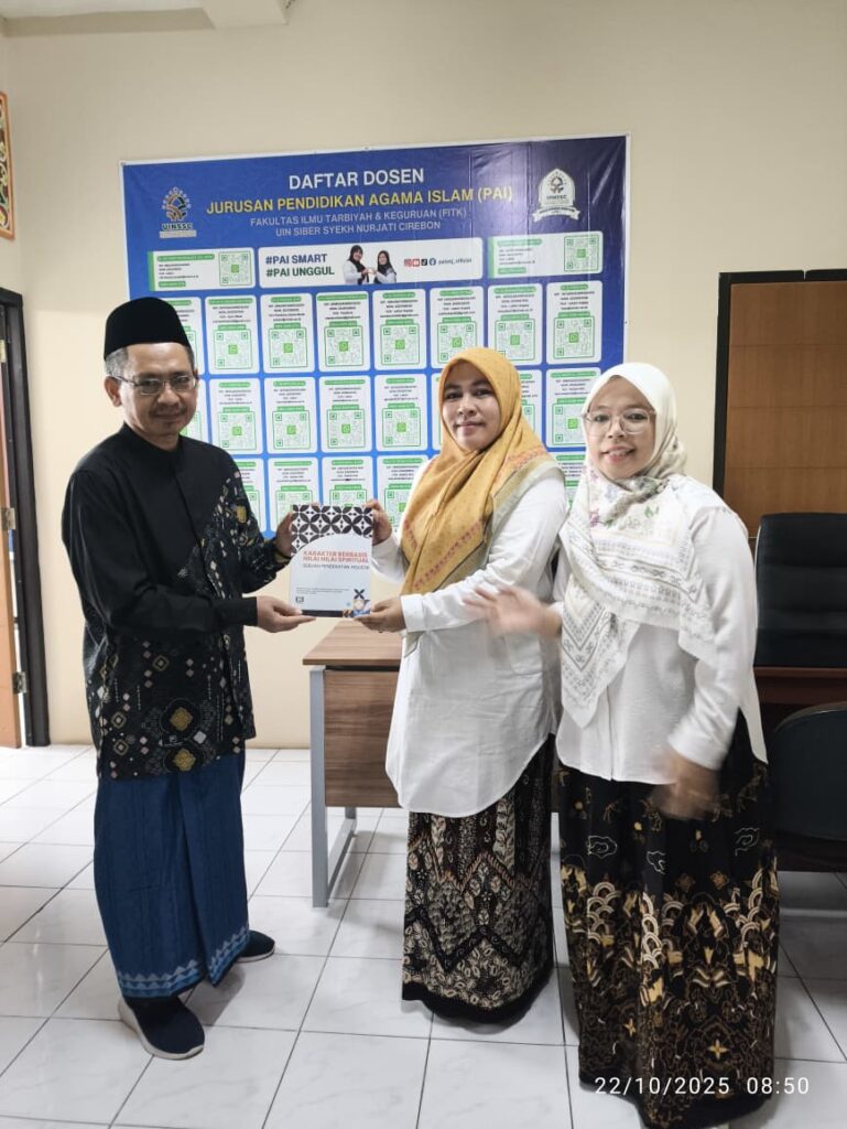Inspirasi Hari Santri Dosen PAI UIN Siber Cirebon Luncurkan Buku Karakter Berbasis Nilai-Nilai Spiritual