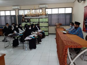 Kegiatan Seminar Proposal