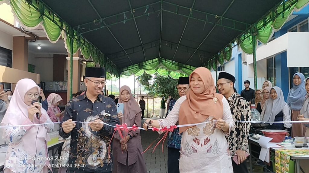 Halal Bihalal dan Bazar Expo Kewirausahaan Jurusan PAI 2024