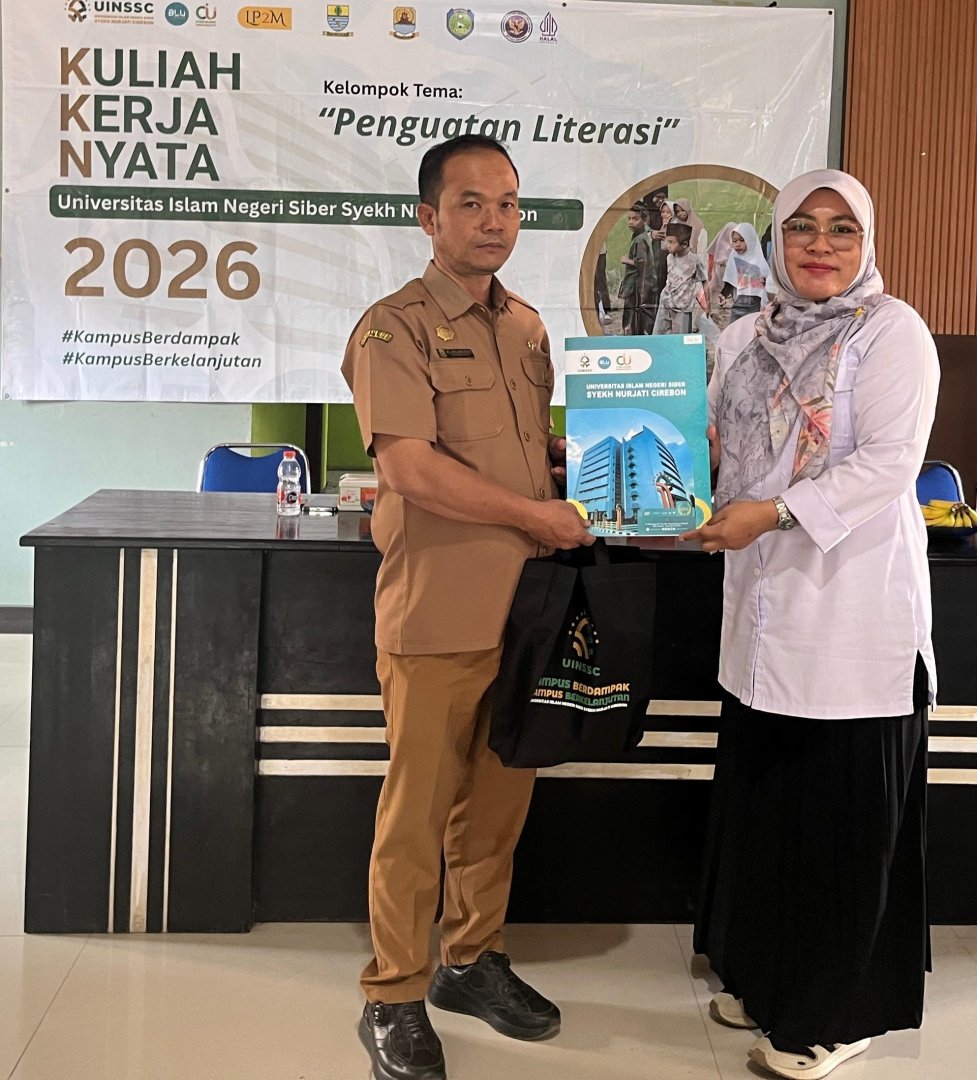 Semangat Mengabdi Untuk Negeri Pelepasan KKN UIN Siber Syekh Nurjati Cirebon 2026 Resmi Dimulai DPL Serahkan Mahasiswa Langsung Ke Desa Sasaran