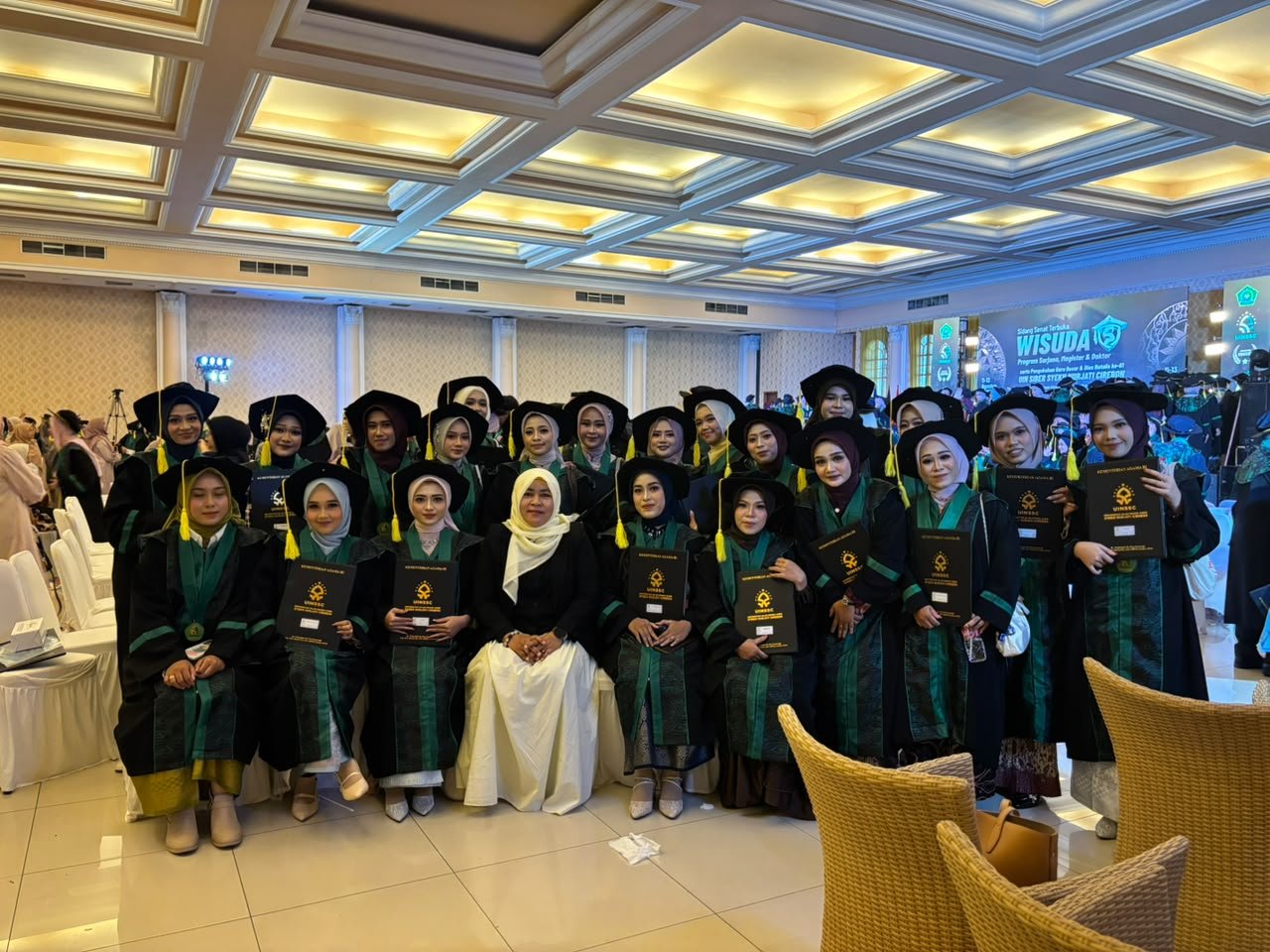Transformasi Pendidikan Islam Digital  UIN Siber Syekh Nurjati Cirebon Lepas 108 Wisudawan PAI Bersaing Kompetensi Abad Ke-21