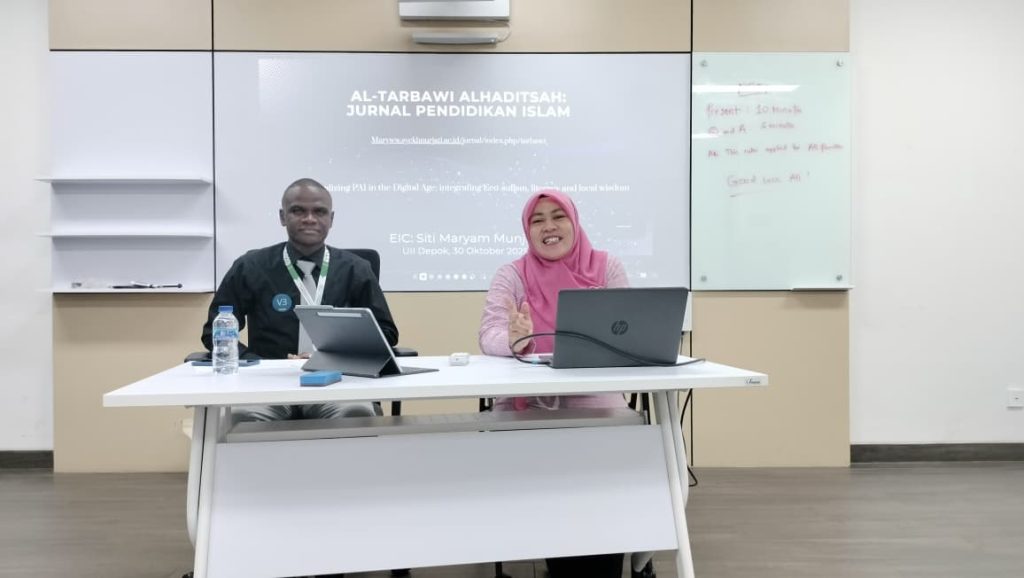Jurnal Al-Tarbawi Al-Haditsah: Jurnal Pendidikan Islam Jurusan PAI UIN SSC Raih Pengakuan Internasional di AICIS+ 2025